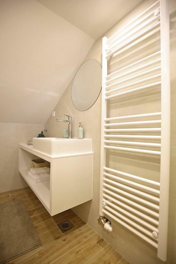 Apartman Baredine Maslenica Exterior foto